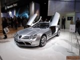 Mercedes-Benz-01