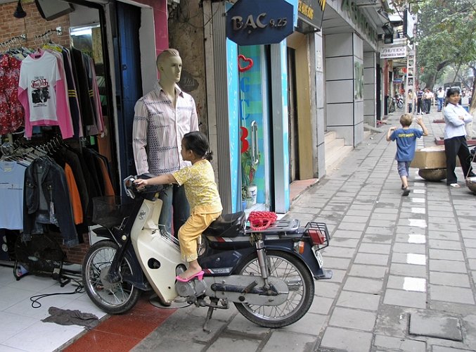 Hanoi gata trafik-05