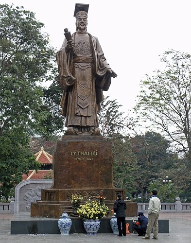 Hanoi parker monument-10