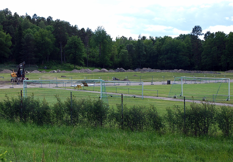 2014_0615_144833AA.JPG - Nu börjar det likna en byggarbetsplats