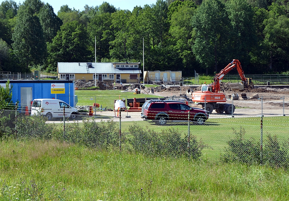 2014_0704_101530AA.JPG - "Idyllen" börjar sakta men säkert ändra utseende